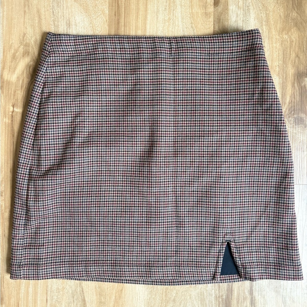 Abercrombie & Fitch Houndstooth Mini Skirt - Size S